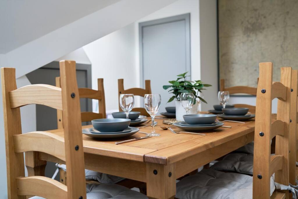 York City Central Apartment And Coffee Shop Экстерьер фото