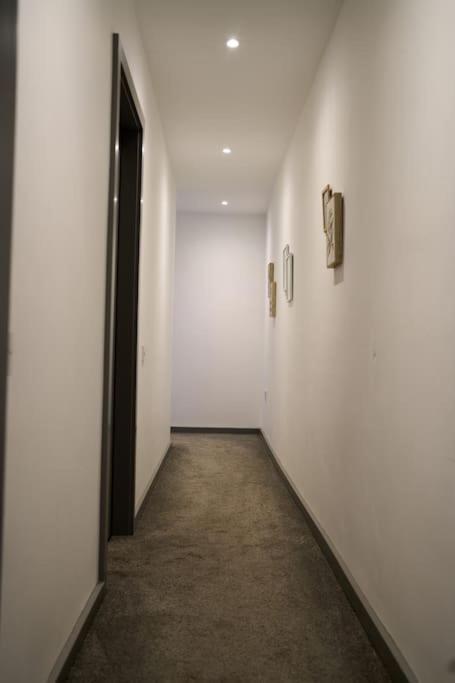 York City Central Apartment And Coffee Shop Экстерьер фото