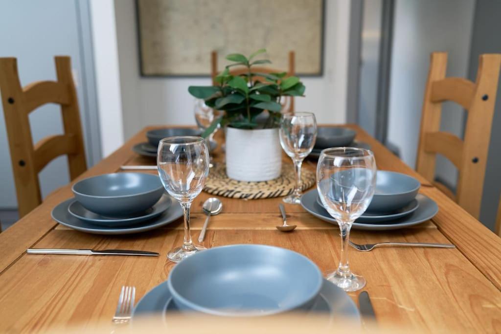 York City Central Apartment And Coffee Shop Экстерьер фото