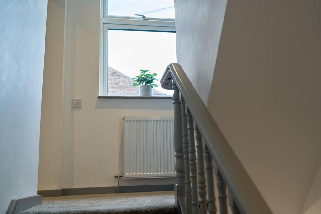 York City Central Apartment And Coffee Shop Экстерьер фото