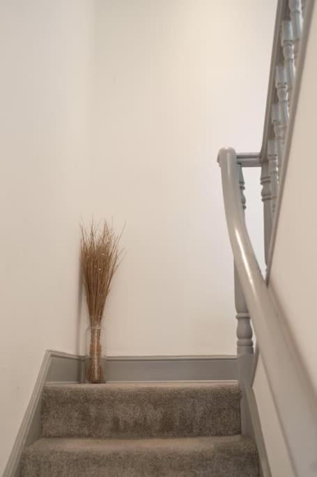 York City Central Apartment And Coffee Shop Экстерьер фото