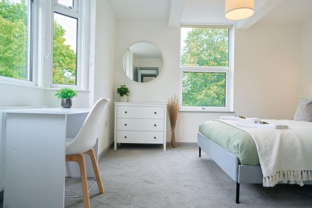 York City Central Apartment And Coffee Shop Экстерьер фото
